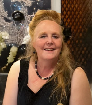 Carolyn Allsopp